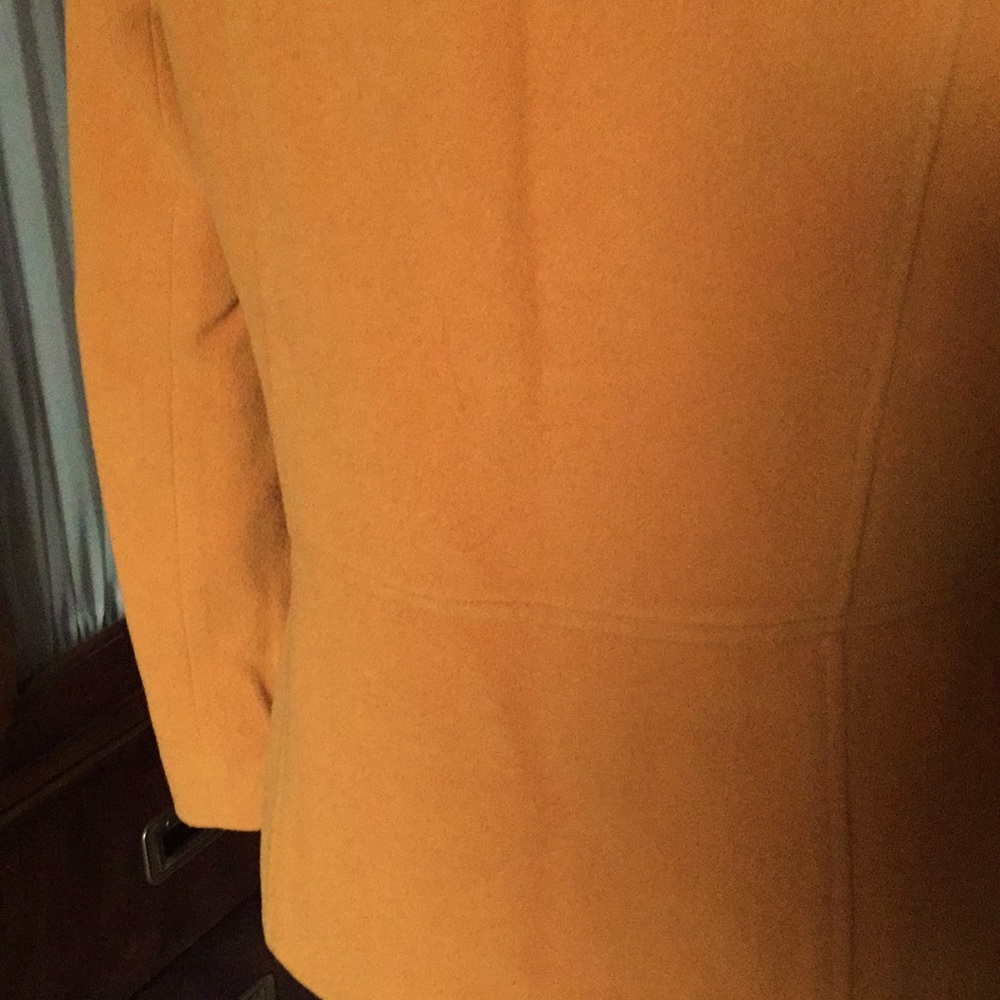 Vintage “Looks” orange short wool coat. - Picture 5 of 7
